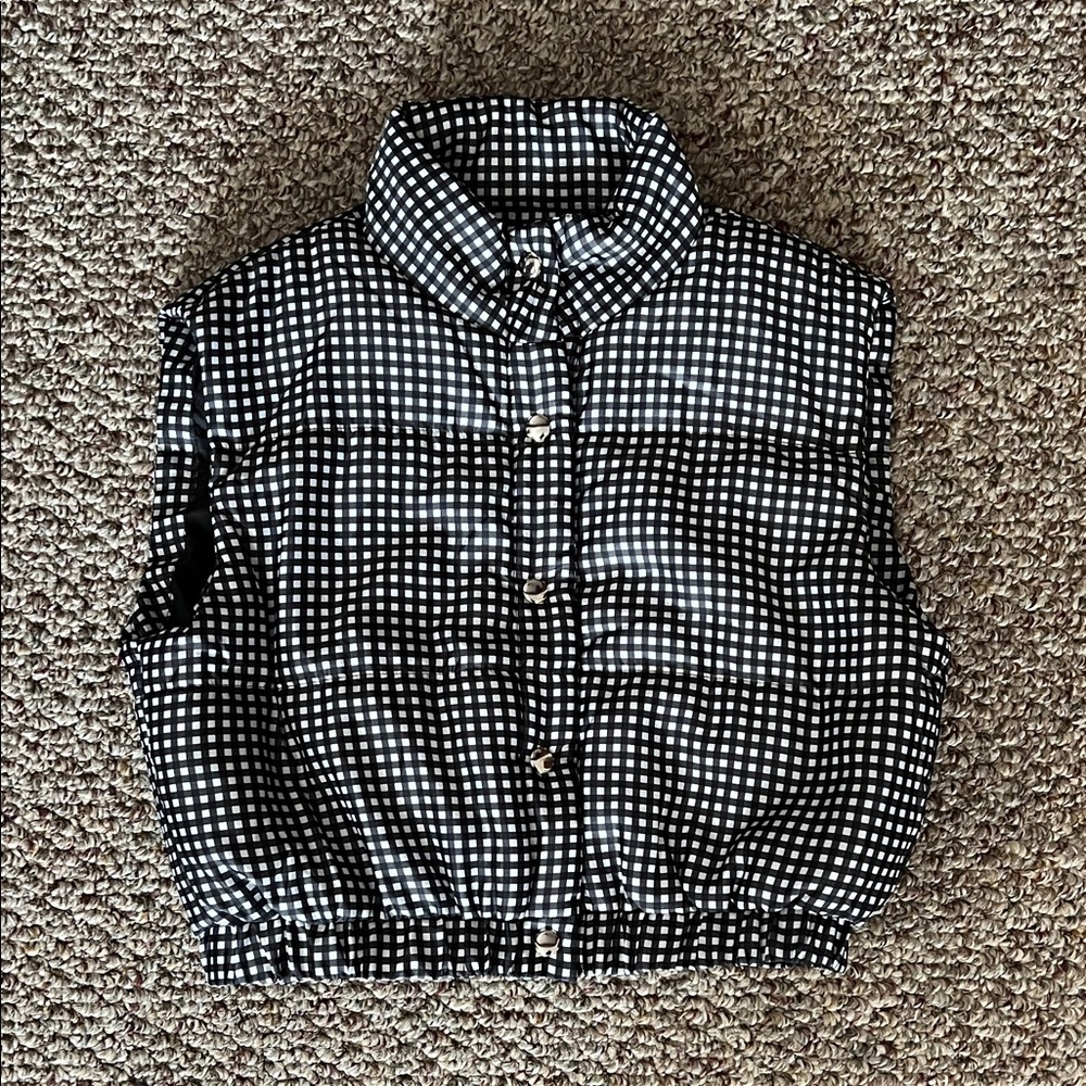 Active USA Black and White Checkered Vest